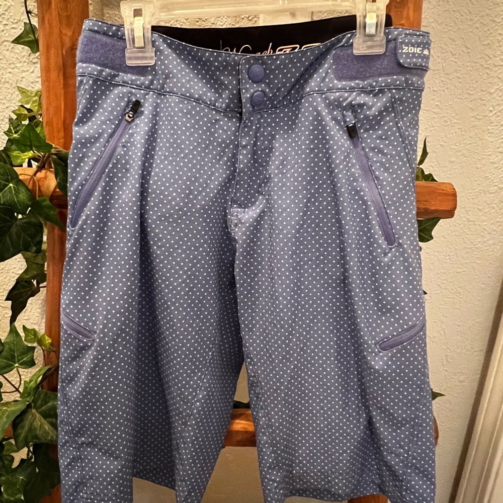 Navaeh Zoic Mountain Bike Shorts